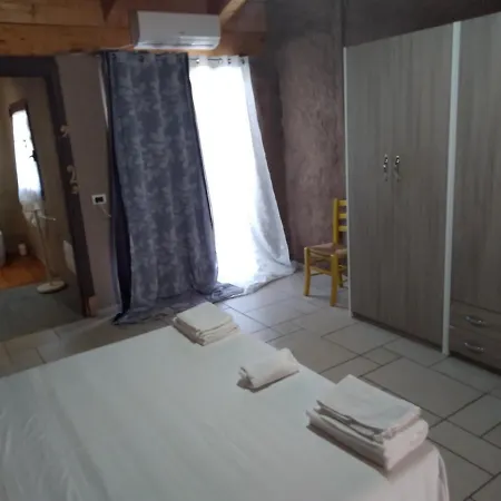 La Casa Di Paglia Guest house